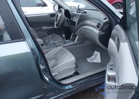 2010 Subaru Forester 2.5X из США, поврежденный, VIN JF2SH6AC5AG753305